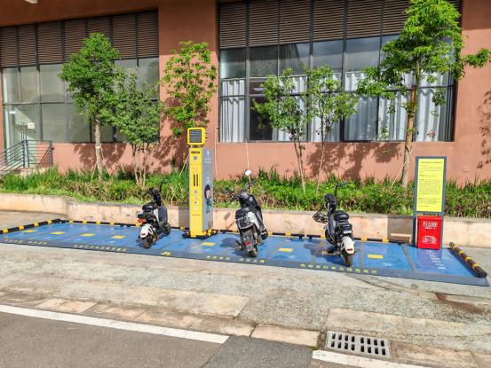 電動(dòng)自行車(chē)無(wú)線充電樁，電動(dòng)摩托車(chē)無(wú)線充電站，電動(dòng)兩輪車(chē)智能無(wú)線充電，共享電單車(chē)智能無(wú)線充電樁